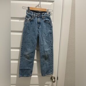 Vintage Levi’s kids 550 denim relaxed slim jeans. Size 9. Waist runs small